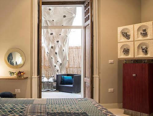 Atelier Ines B&B Home Gallery Наполи Екстериор снимка
